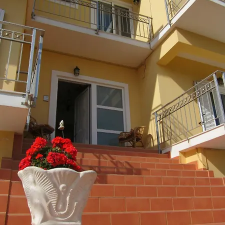 Lejlighedshotel Baladinos